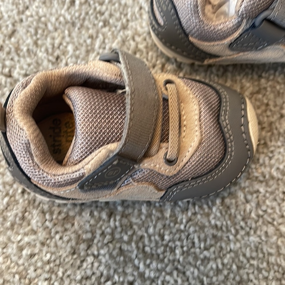 Stride Rite Shoes - Picture 2 of 3